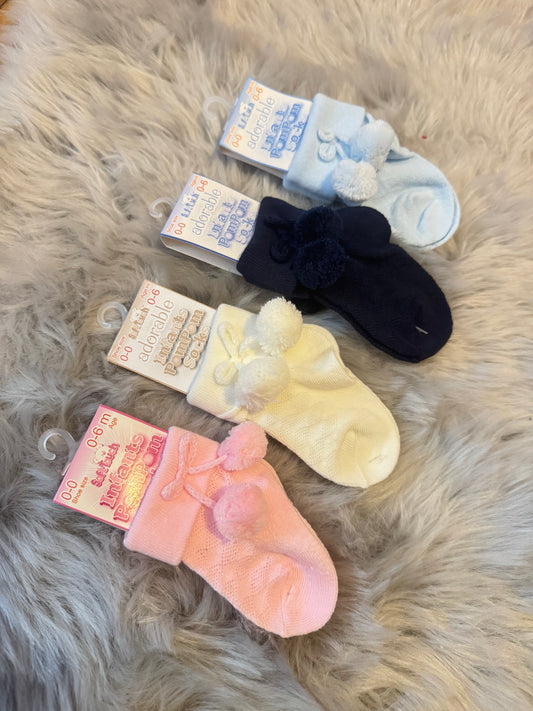 Pom Pom Ankle Socks