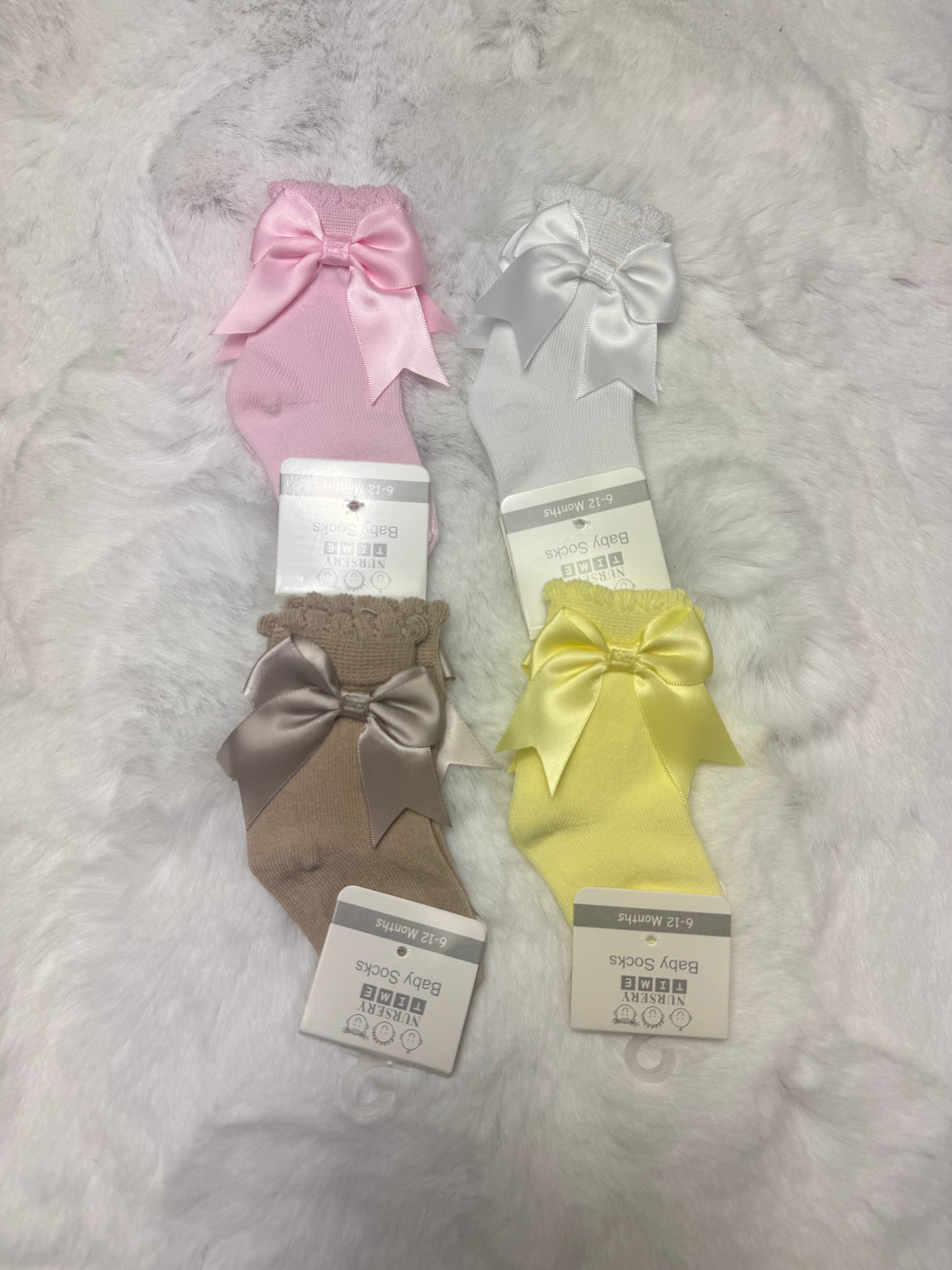 Girls' Plain Ankle Bow Socks